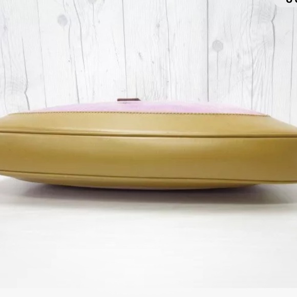 🎉2X HOST PICK‼️ Authentic 💥GUCCI💥 Lavender Suede & Tan Leather Shoulder Bag✨✨✨ - Picture 6 of 11